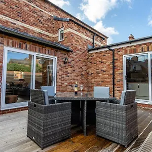 https://wensleydale-mews.yorkshirehotels.net